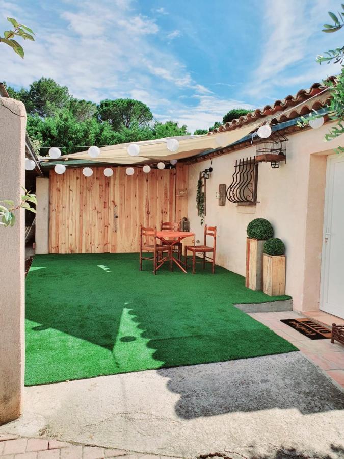 Petit à 2 Pas Du Village Appartement *
